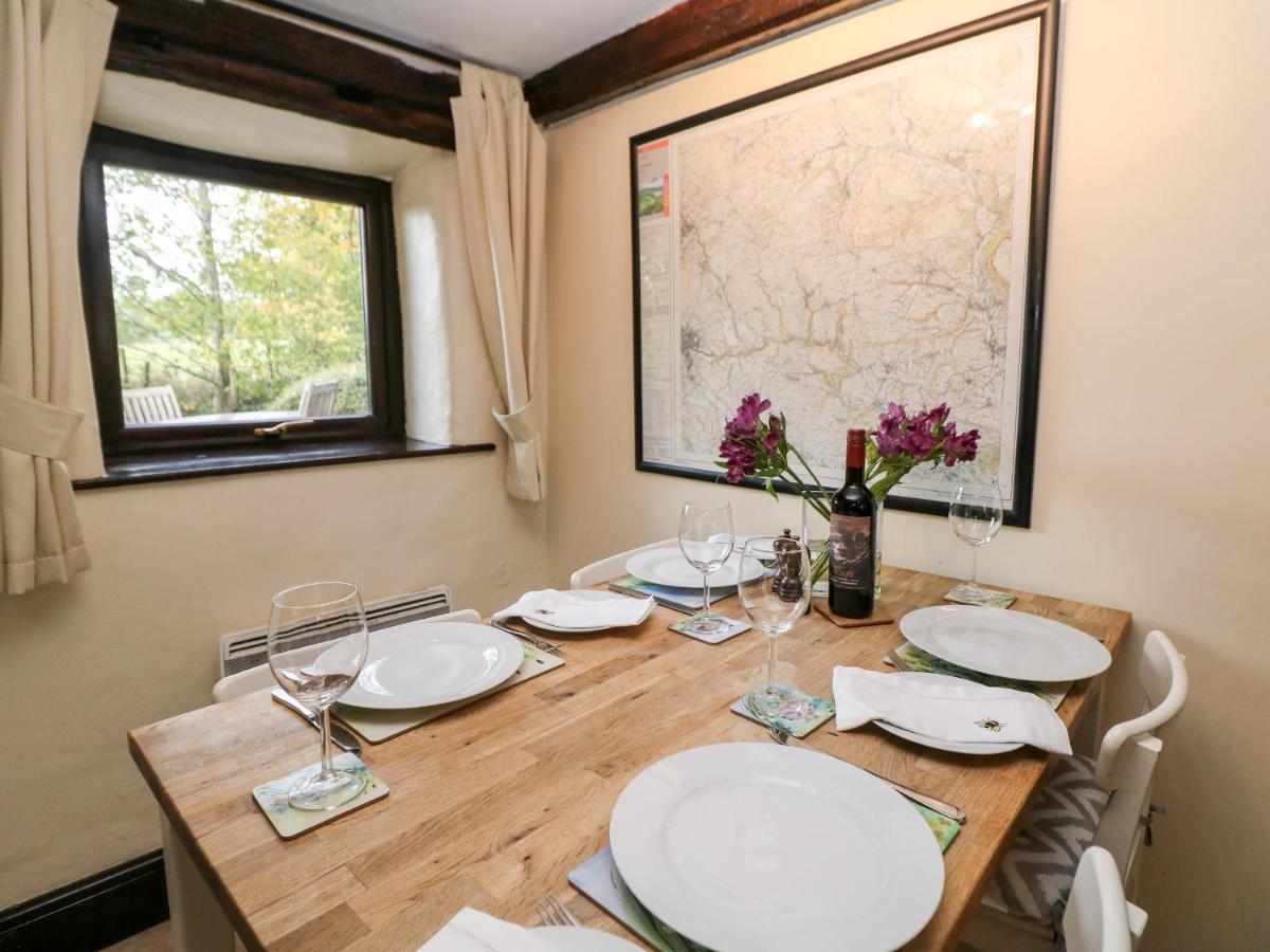 Harry Eyre Cottage Каслтон Экстерьер фото